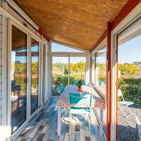 Confortable 50 M², Piscine Vakantiehuis